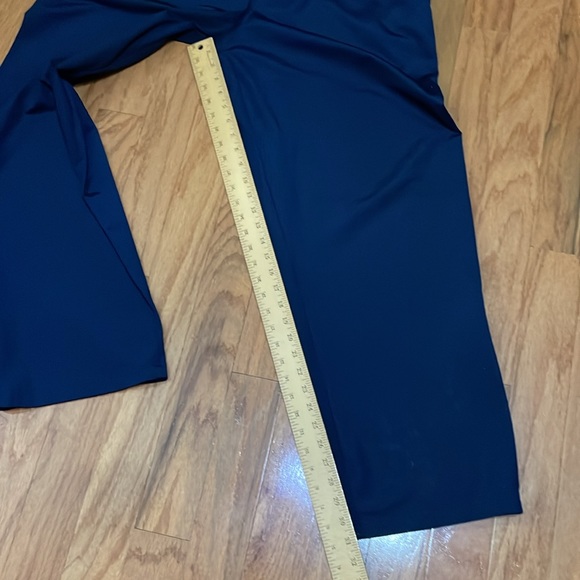 Men’s Under Armor Size XXL Sweatpants Track Pants with Leg Zippers Navy Blue - Picture 8 of 11